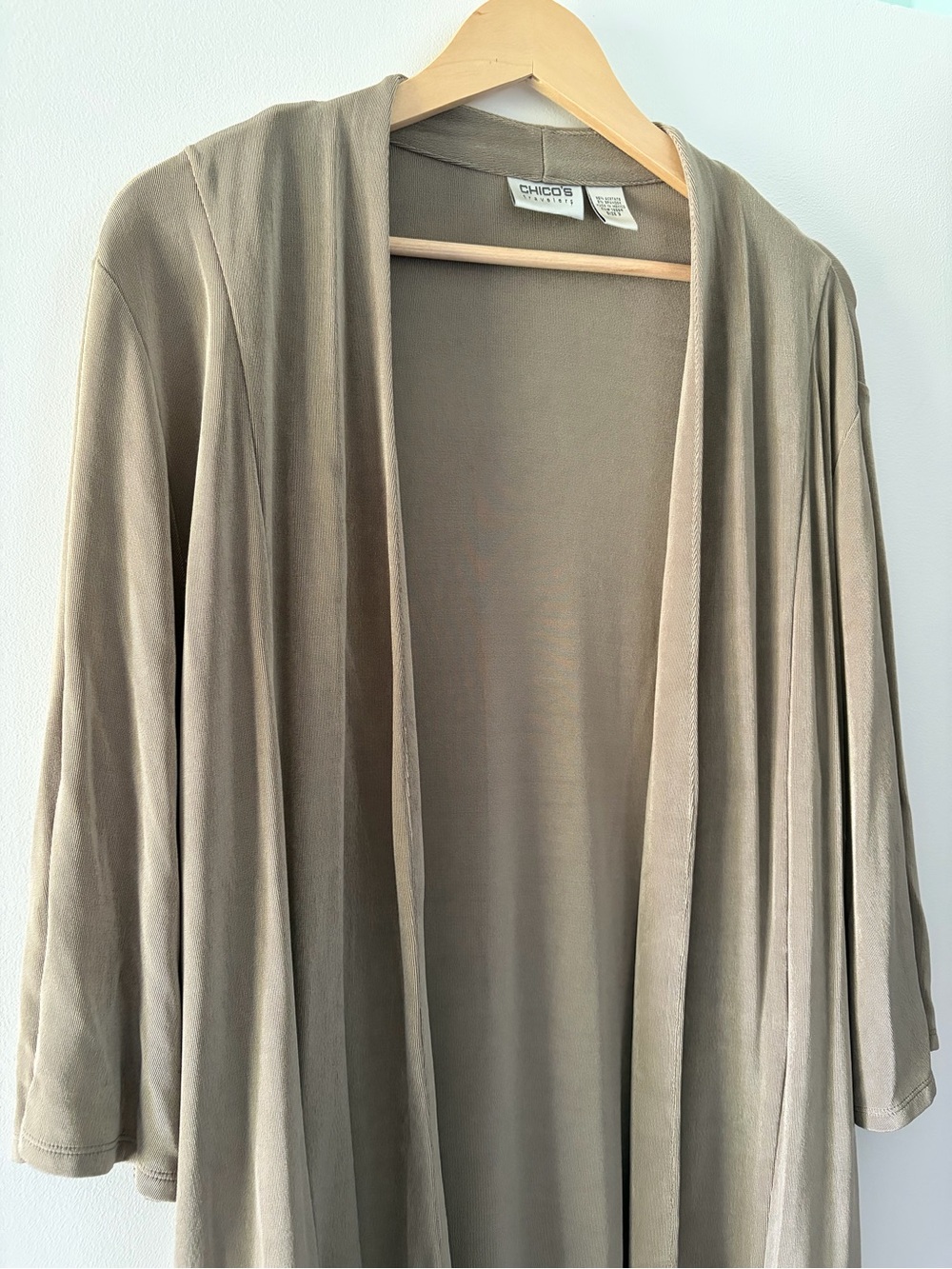 Chico's Travelers Size 3 (XL) Taupe Open Cardigan Long Line Modest Neutral - Picture 2 of 5
